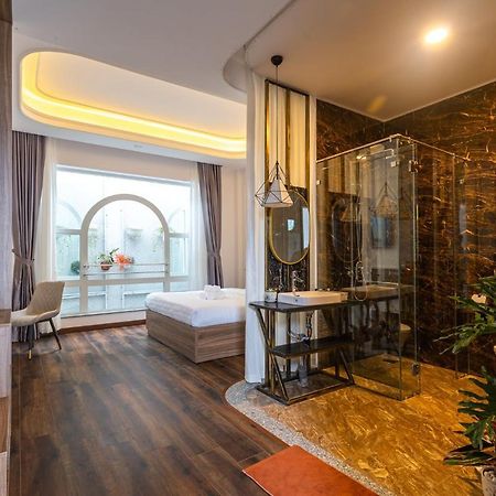 Msing Dalat Hotel Eksteriør billede